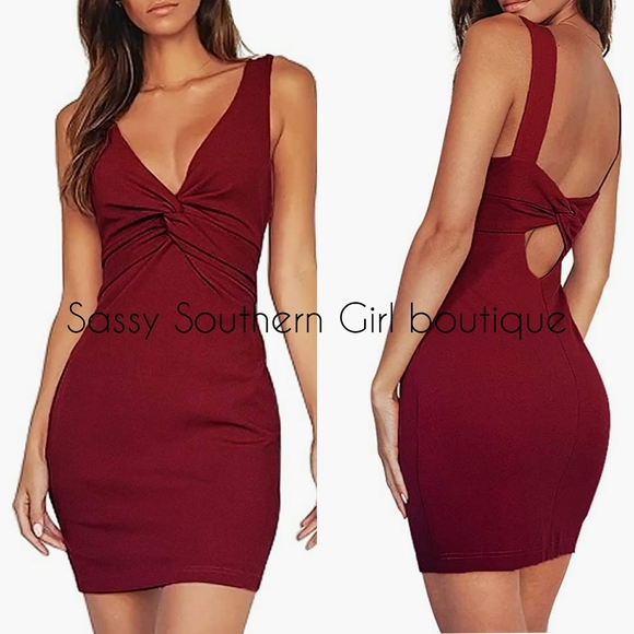 🆕⭐ Wine red twist front dress - Picture 4 of 6